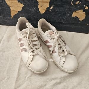 Adidas women's white sneakers w/rose stripes cloudfoam size 8.5